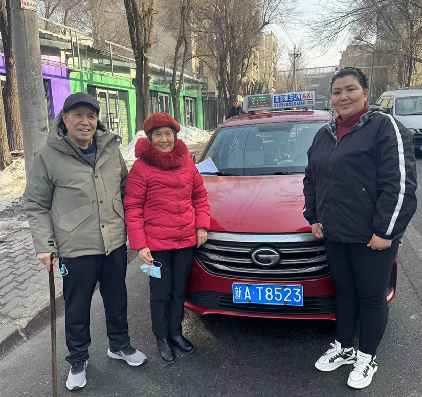 1712102726172473.jpg 買(mǎi)力江汗拉老人0305_副本.jpg